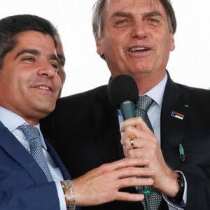 ACM Neto nega 'qualquer tipo de acordo' com Bolsonaro após menção em coluna