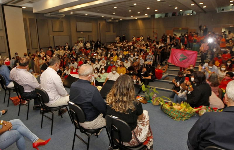 Governador Rui Costa recepciona Lula em Salvador