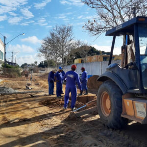 Obras de cobertura do esgotamento sanitário do bairro Cidade Nova estão avançadas em Itabatã