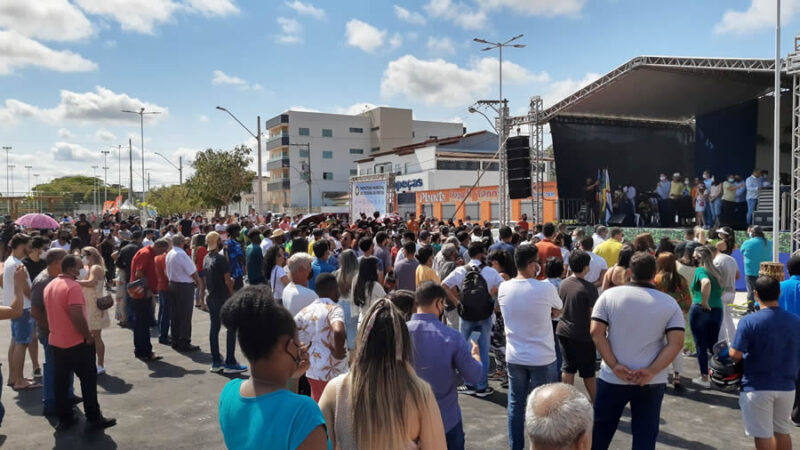 Prefeito Marcelo Belitardo entrega moderna Praça de Lazer à população de Teixeira de Freitas