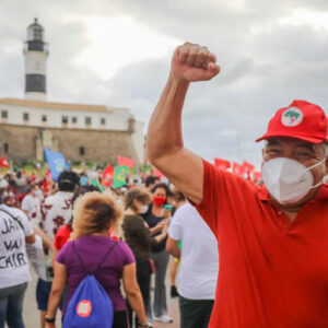 Valmir quer prorrogar prazo de vigência da ‘Lei de Cotas’ para 50 anos e criar conselho nacional