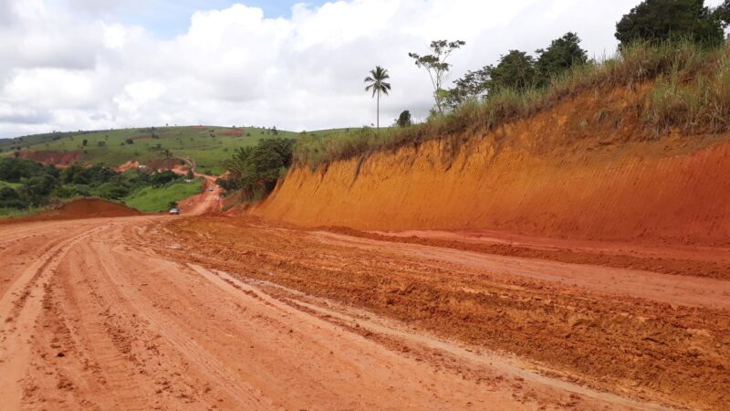 Rui Costa autoriza 3ª etapa das obras do asfalto da BA-284 entre Itamaraju e Jucuruçu