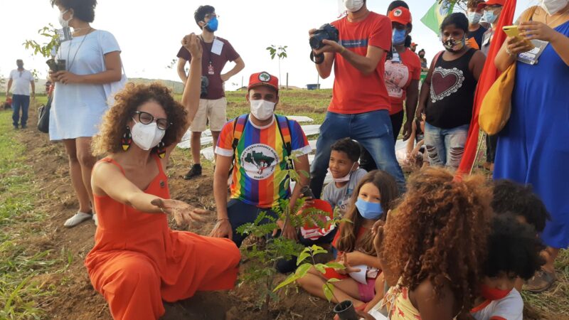 MST recepciona 3 mil pessoas na exibição do filme “Marighella” no assentamento Jaci Rocha em Prado