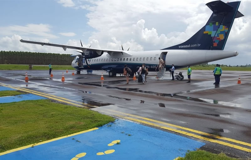 Azul anuncia suspensão de venda de passagens em Teixeira de Freitas por falta de infraestrutura no aeroporto