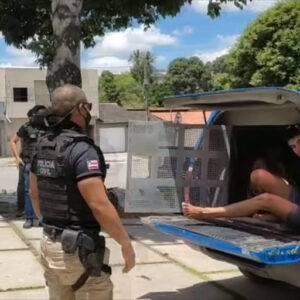 Polícia prende três suspeitos de participação em chacina que deixou cinco mortos em Itabela