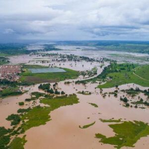 Cheia no rio Jucuruçu coloca moradores e autoridades em alerta