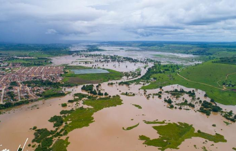 Cheia no rio Jucuruçu coloca moradores e autoridades em alerta