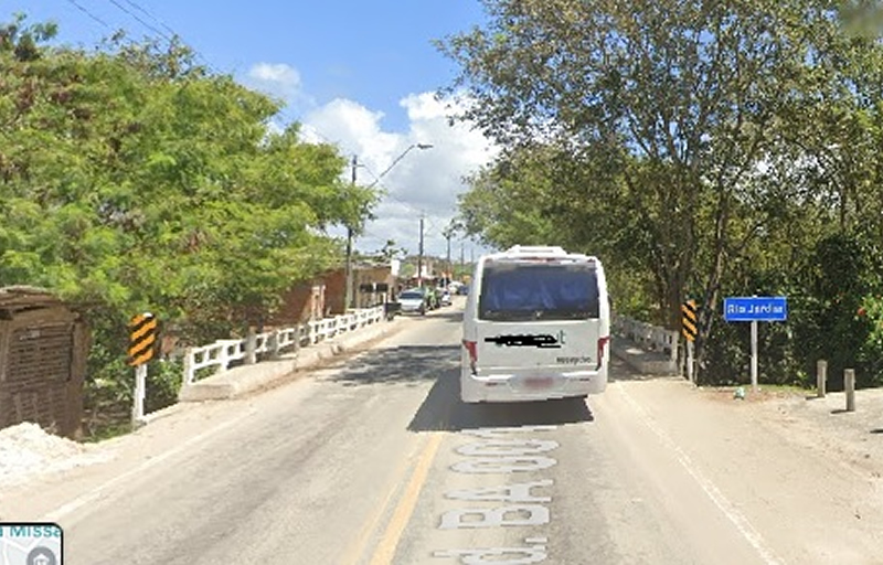 Corpo encontrado com pés e mãos amarados debaixo de ponte em Coroa Vermelha