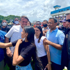 Prefeito de Itamaraju dialoga com presidente Bolsonaro sobre medidas para recuperação do município após a chuva