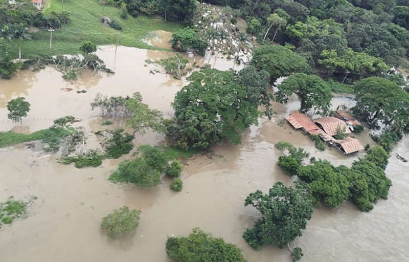 Bahia tem mais de 70 cidades em estado de emergência após enchentes