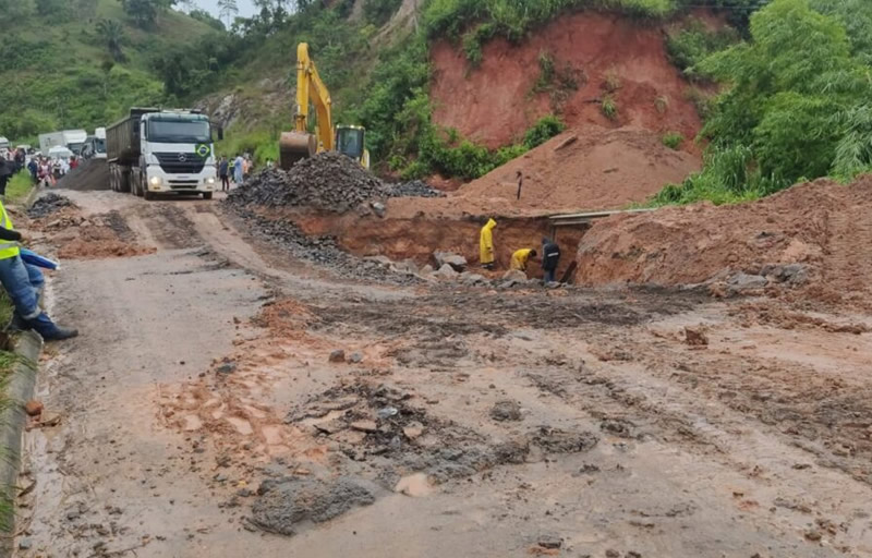 BR-101 é liberada após mais de 30 horas de interdição entre Eunápolis e Itabela