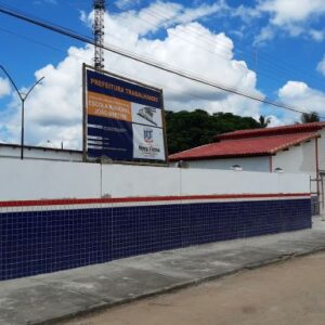 Prefeitura de Nova Viçosa conclui obras de reconstrução da Escola João Martins Peixoto em Helvécia