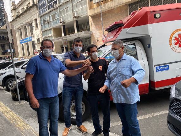 Itamaraju ganha ambulância de doação do município de Salvador