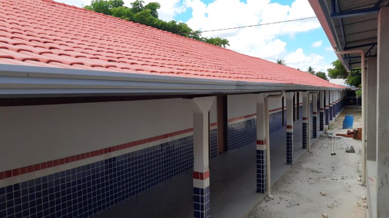 Prefeitura de Nova Viçosa conclui obras de reconstrução da Escola João Martins Peixoto em Helvécia