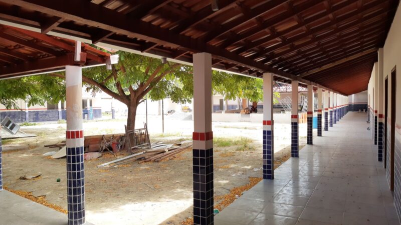 Prefeitura de Nova Viçosa conclui obras de reconstrução da Escola João Martins Peixoto em Helvécia