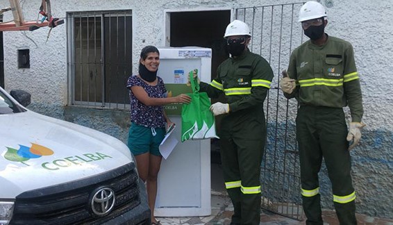 Itamaraju: 500 geladeiras começam a ser entregues às famílias atingidas pelas chuvas no extremo sul