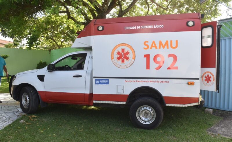 Itamaraju: Guarda Municipal recebe viatura e a saúde pública uma ambulância 4x4