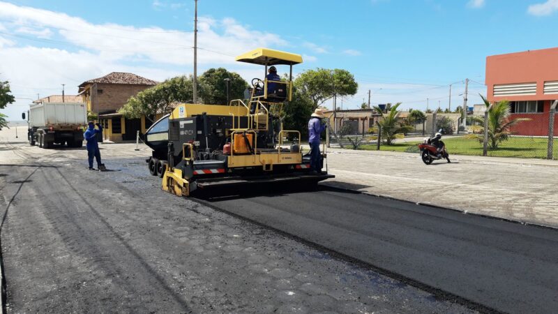 Município cumpre maior plano de asfaltamento da história de Mucuri