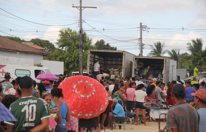 Ação social beneficia 700 famílias com itens de alimentação e higiene no bairro Alecrim I