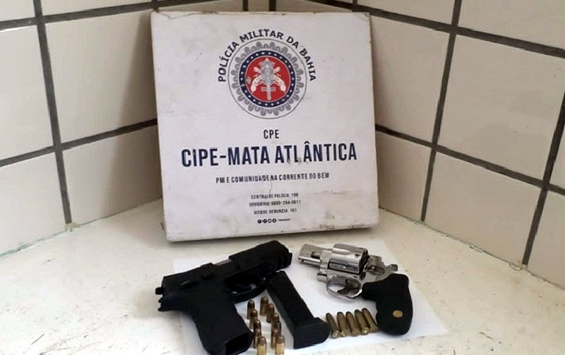 Cigano é preso em posse de duas armas de fogo municiadas em Teixeira de Freitas