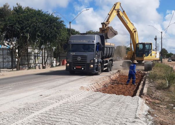 Mucuri: Começaram obras de requalificação da BR-101 no distrito de Itabatã