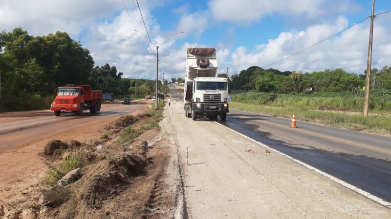 Mucuri: Começaram obras de requalificação da BR-101 no distrito de Itabatã