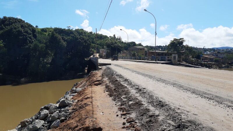 Liberada passagem da ponte da Várzea Alegre em Itamaraju após 4 meses de interdição