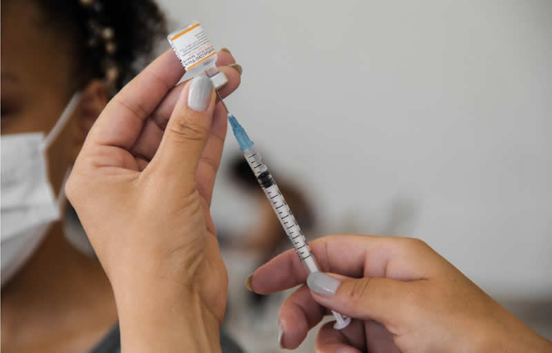 Saúde de Eunápolis reforça importância do esquema vacinal completo no combate à Covid-19
