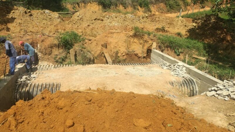 Prefeitura de Itamaraju conclui 39 obras de macrodrenagem e pontes no interior do Município