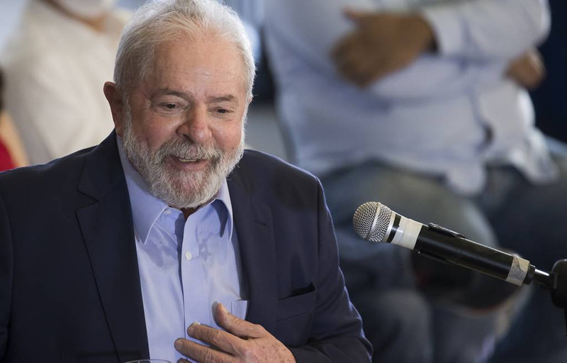 Lula vence em quatro regiões do país e no Nordeste chega a 62%, diz pesquisa
