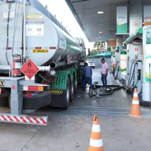 Petrobras aumenta em 9% preço do diesel nas refinarias