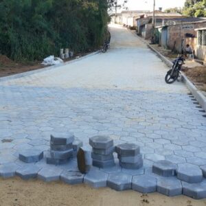 Mucuri recebe obras preparatórias de macrodrenagem para chegada do asfalto no centro da cidade