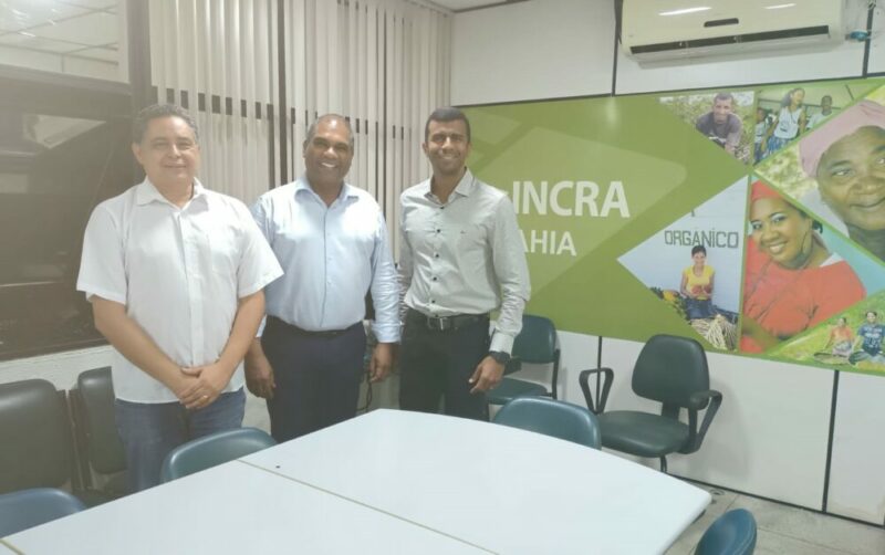 Robertinho se reúne em Salvador com direção do INCRA para agilizar processos de entrega de títulos para produtores das áreas de assentamentos em Mucuri