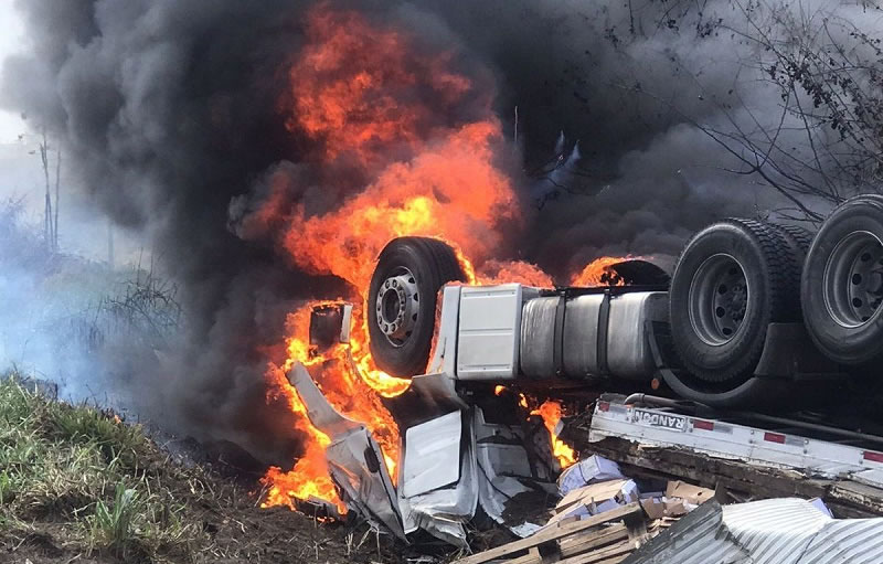 BR-101: Condutor que morreu após carreta pegar fogo estava em fase de treinamento