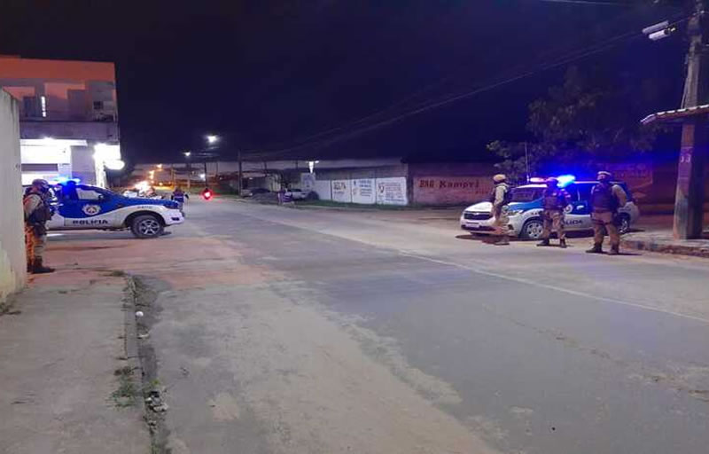 Homem com mandado por homicídio é preso pela PM de Teixeira de Freitas