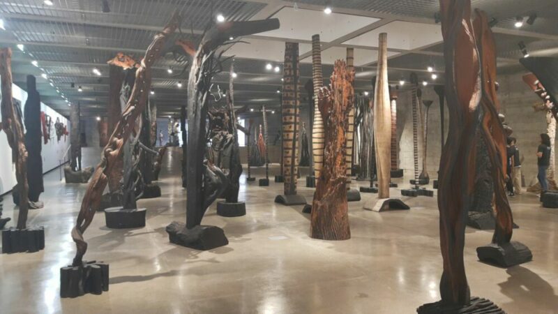 Exposição das obras de Frans Krajcberg termina visitação neste domingo (31) em São Paulo