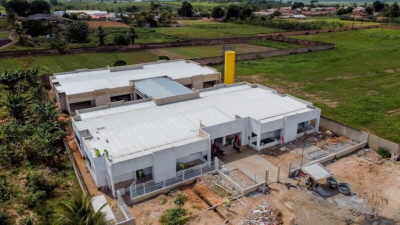 Prefeitura de Itamaraju usa recursos próprios para alavancar construção de Creche Pró-Infância no bairro Itatiaia