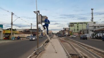 Belitardo comete o mesmo erro de Bosco e começa a espalhar radares na cidade para multar motoristas