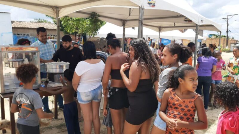 Eujácio Dantas reúne os amigos para oferecer um dia de saúde, beleza e lazer à população do bairro Cidade de Deus em Teixeira de Freitas