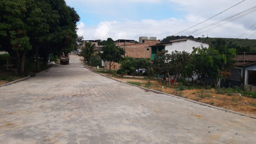 Prefeitura de Itamaraju executa novas obras de infraestrutura no bairro Várzea Alegre