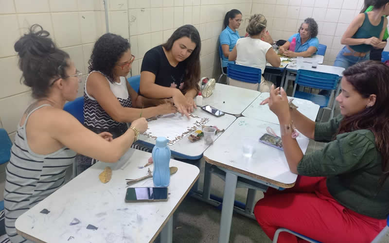 Prefeitura de Eunápolis e Editora Aprender promovem formação continuada para profissionais da educação