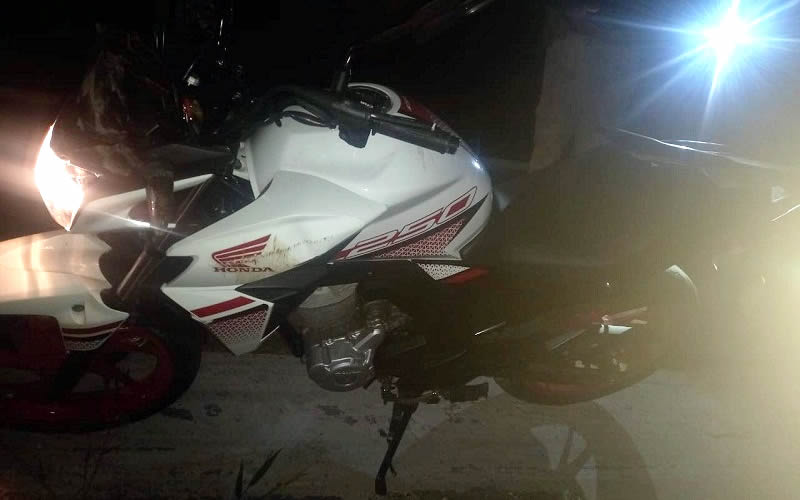 Motociclista fica ferido após acidente na BR-101, em Teixeira de Freitas