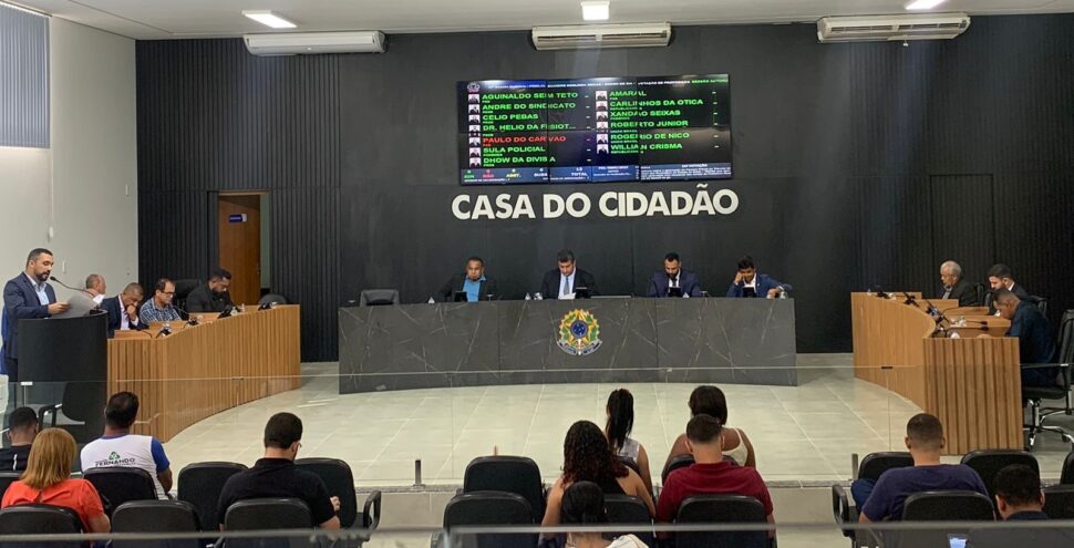 Câmara de Mucuri aprova as contas públicas do prefeito Robertinho relativas ao exercício de 2021