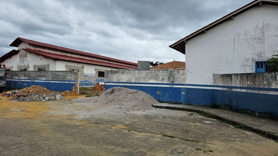 Escola Municipal da Urbis-II passa por reforma completa e ampliação na sua estrutura física em Itamaraju