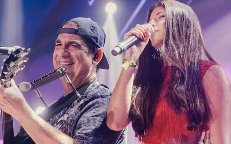 Durval Lelys canta com a filha durante gravação de DVD em Arraial d´Ajuda