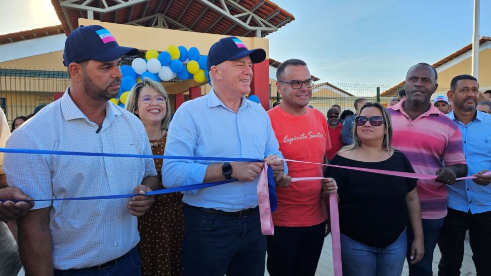 Casagrande inaugura com o prefeito Matheusinho uma moderna Escola em Tempo Integral no município de Conceição da Barra