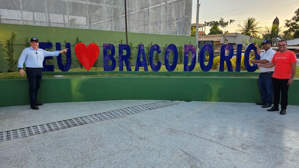 Casagrande inaugura com o prefeito Matheusinho uma moderna Escola em Tempo Integral no município de Conceição da Barra