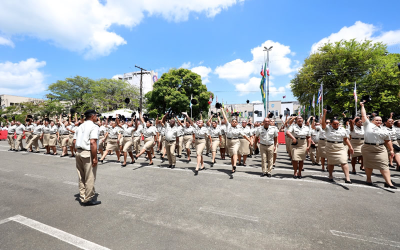 Polícia Militar forma 501 novos sargentos, que vão reforçar o policiamento de rua na capital e interior do estado