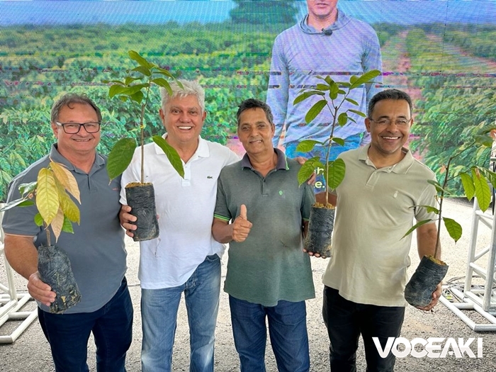 Evento “Café com Cacau” reúne autoridades e agricultores para discutir o futuro da floresta cacaueira em Itamaraju