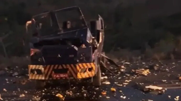 Bahia: Carro-forte fica destruído após tentativa de roubo na BR - 101